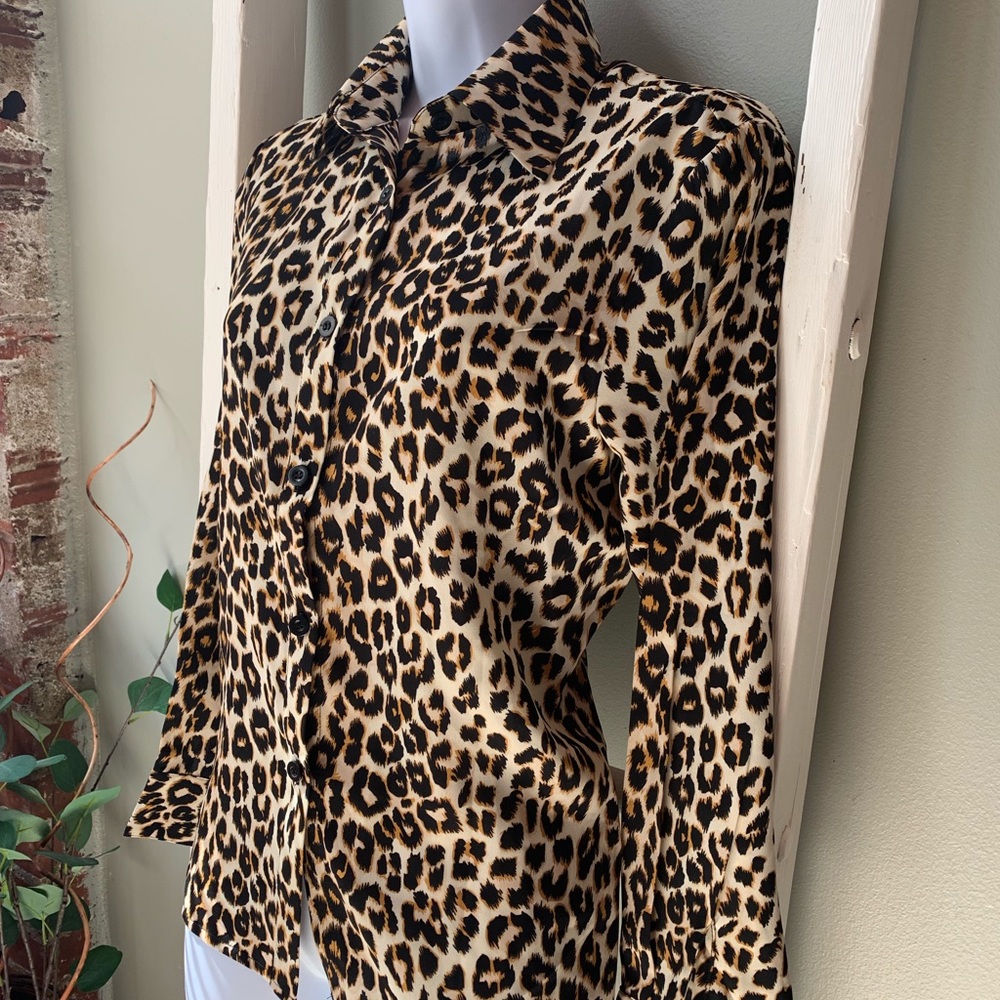 LEOPARD PRINT BLOUSE - Picture 2 of 3